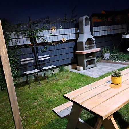 Maly Apartamencik Teo 레왈 외부 사진