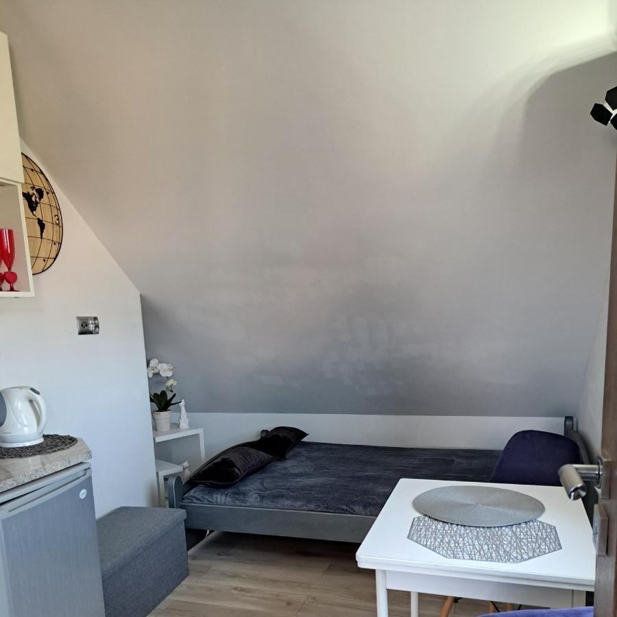 Maly Apartamencik Teo 레왈 외부 사진