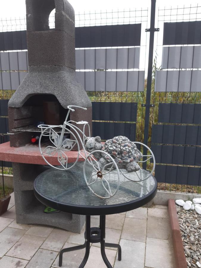 Maly Apartamencik Teo 레왈 외부 사진