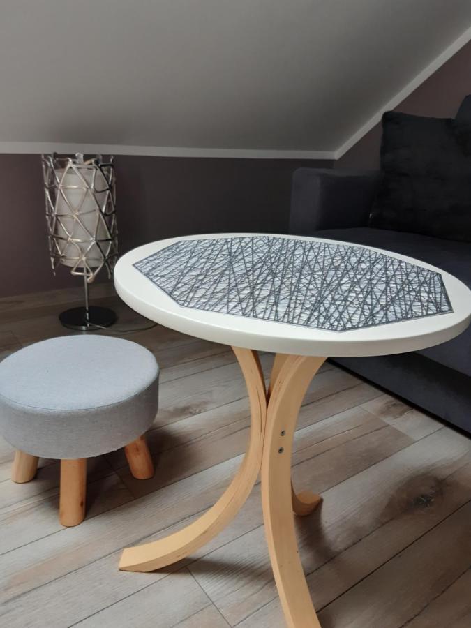 Maly Apartamencik Teo 레왈 외부 사진