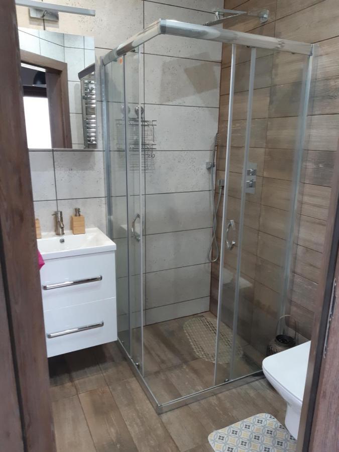 Maly Apartamencik Teo 레왈 외부 사진